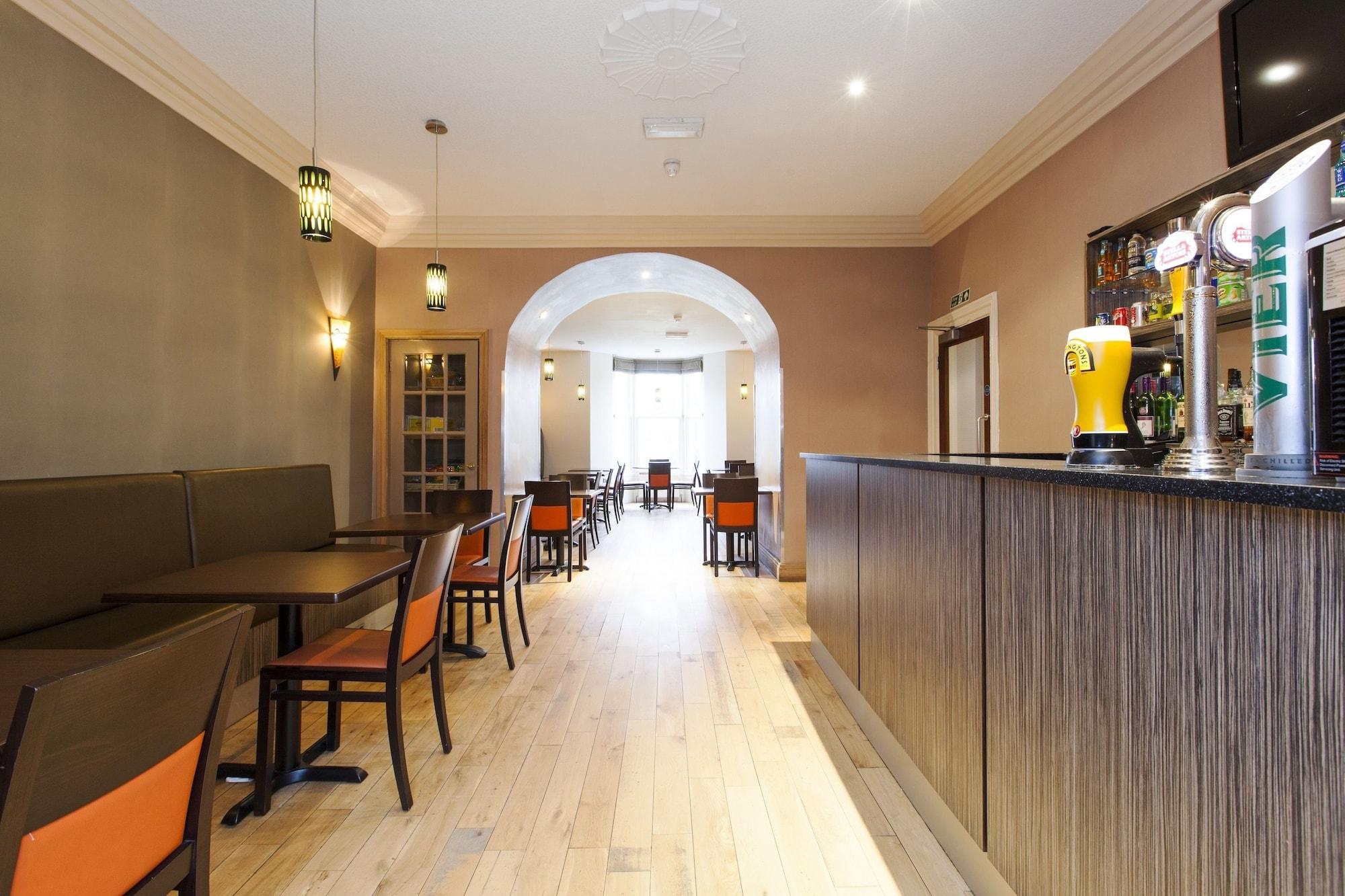 The Abbey Lodge Hotel Bradford  Exterior photo